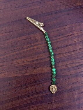 Malachite beaded Gator clip~ handmade